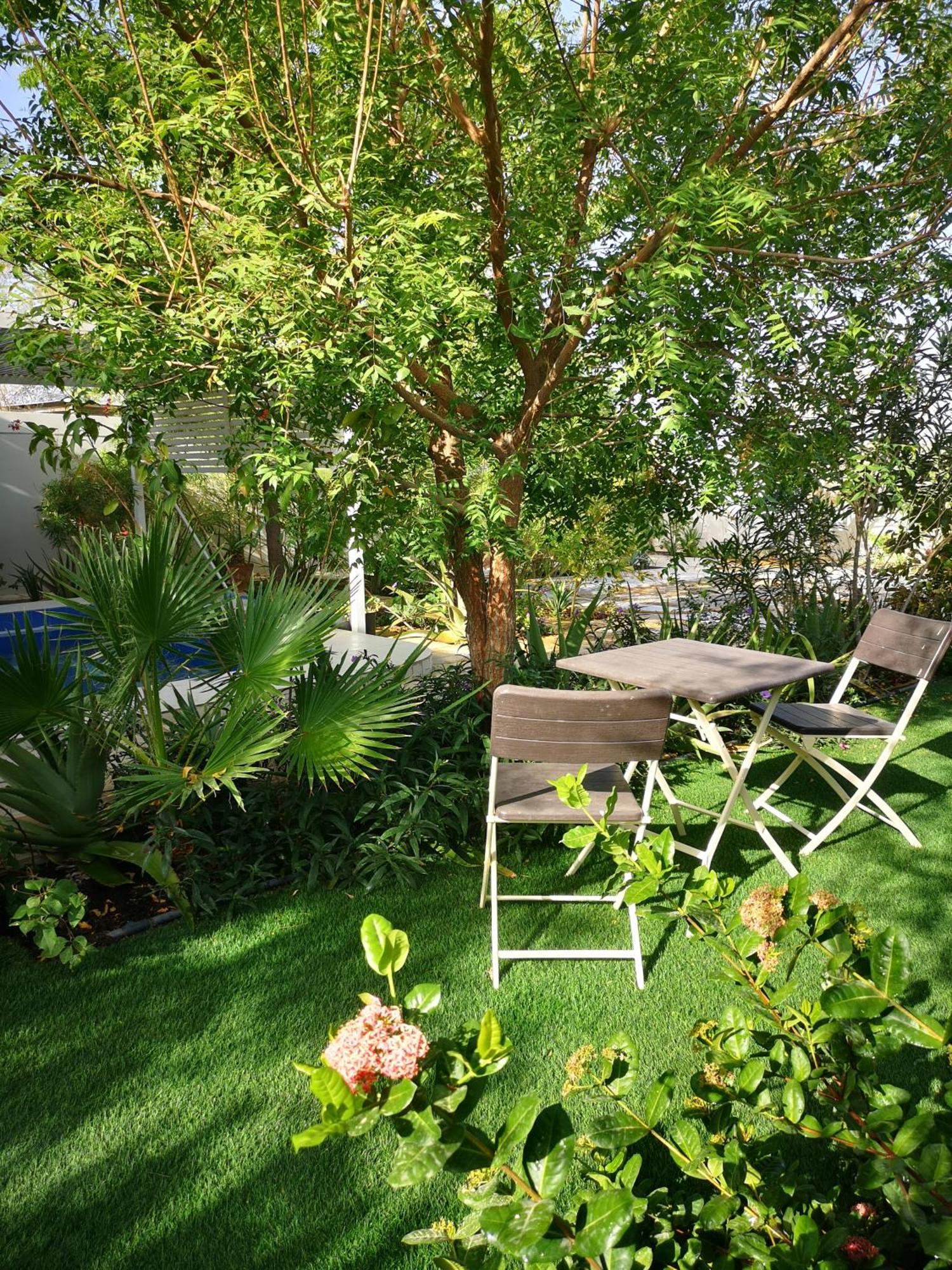 Little Garden Private Pool Chalet